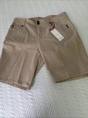 Beige Geometric Pattern Shorts